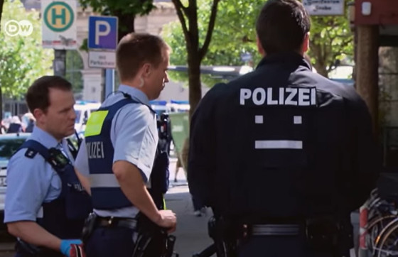 Svijet − Njemački policajci kod supružnika na granici pronašli nevjerojatne dragocjenosti